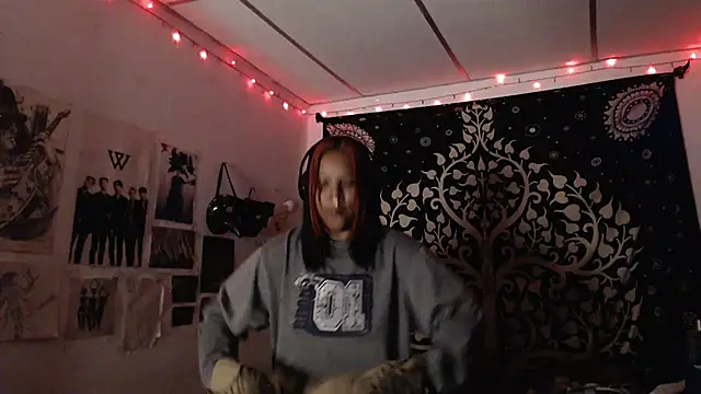 Kimber 666 online show from 02-09-25, 11:46