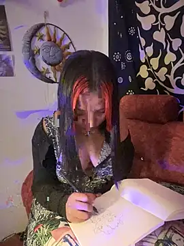 Kimber 666 online show from 03-05-25, 08:53