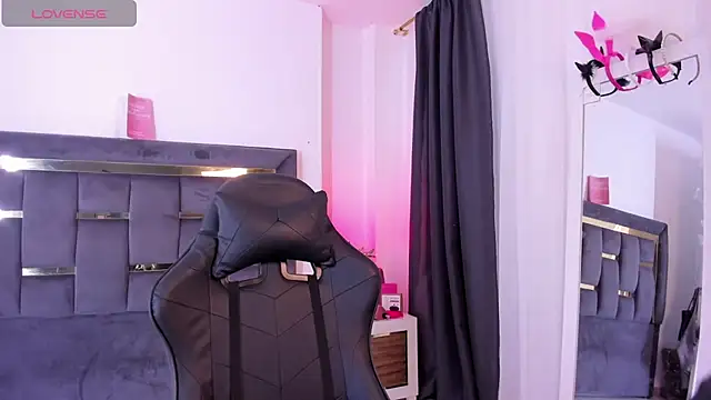 Snapshot of MarilynSmIith chatting on 12-02-25, 03:07 MarilynSmIith online show from 12-02-25, 03:07