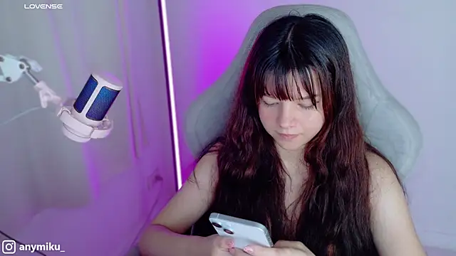 Snapshot of stephybrown chatting on 12-16-24, 03:08 stephybrown online show from 12-16-24, 03:08