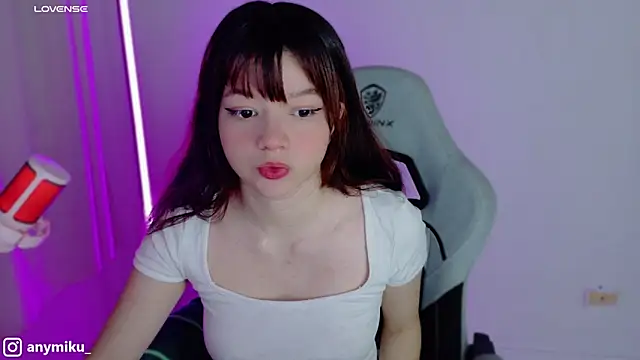 Snapshot of stephybrown chatting on 12-22-24, 11:31 stephybrown online show from 12-22-24, 11:31