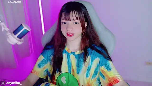 Snapshot of stephybrown chatting on 01-12-25, 01:11 stephybrown online show from 01-12-25, 01:11