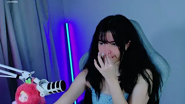 Snapshot of stephybrown chatting on 10-03-25, 11:13 stephybrown online show from 10-03-25, 11:13