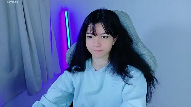 Snapshot of stephybrown chatting on 10-10-25, 12:53 stephybrown online show from 10-10-25, 12:53