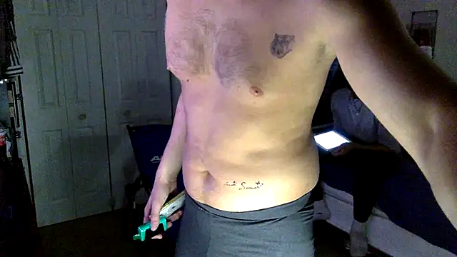 Snapshot of TheOnlyTwinTowers chatting on 03-03-25, 04:58 TheOnlyTwinTowers online show from 03-03-25, 04:58