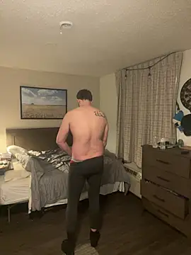 Snapshot of TheOnlyTwinTowers chatting on 02-19-26, 06:20 TheOnlyTwinTowers online show from 02-19-26, 06:20