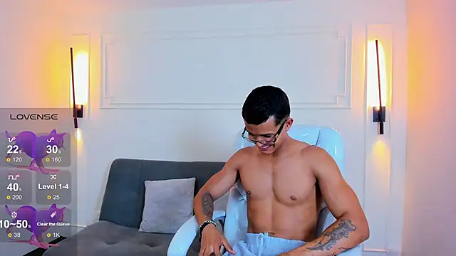 Paradise boy s online show from 03-04-26, 06:03