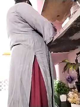 Ruksar-Pathan online show from 12-15-25, 01:04