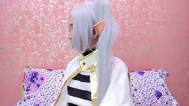 NEZUKO MITSURI online show from 03-16-26, 03:56