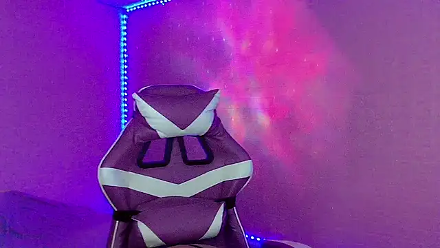 Snapshot of Ms-Zoehans chatting on 01-16-26, 10:58 Ms-Zoehans online show from 01-16-26, 10:58