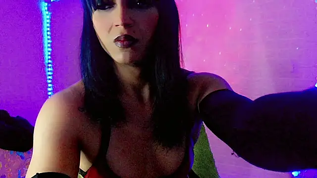 Snapshot of Ms-Zoehans chatting on 03-05-26, 02:07 Ms-Zoehans online show from 03-05-26, 02:07