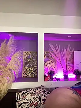 Sheeryl   online show from 06-18-26, 05:41