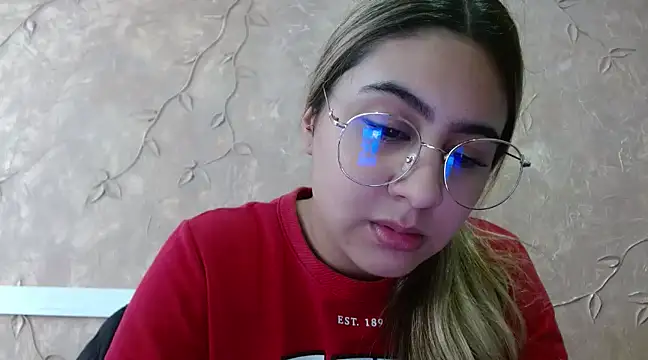 Miabonnett  online show from 03-11-25, 06:19