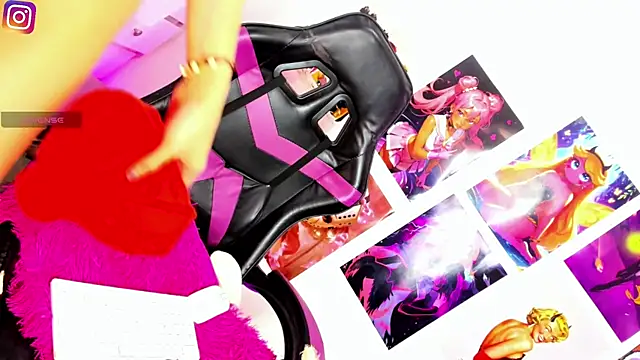 Snapshot of Annita_DirtyyXxx chatting on 10-13-25, 01:11 Annita DirtyyXxx online show from 10-13-25, 01:11