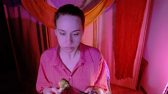 Malinax online show from 10-17-25, 11:40