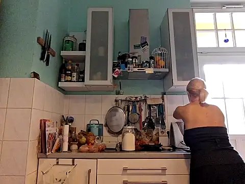 FrauleinSchmitt online show from 10-06-25, 11:18