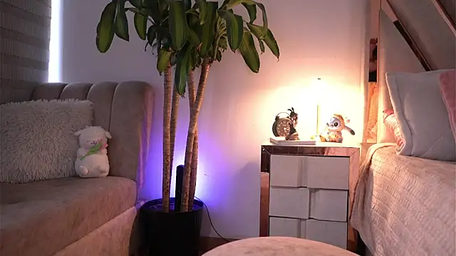  Andyy   online show from 03-09-26, 10:14