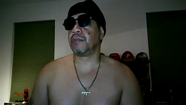 pimpdaddy4ever online show from 12-18-24, 03:37