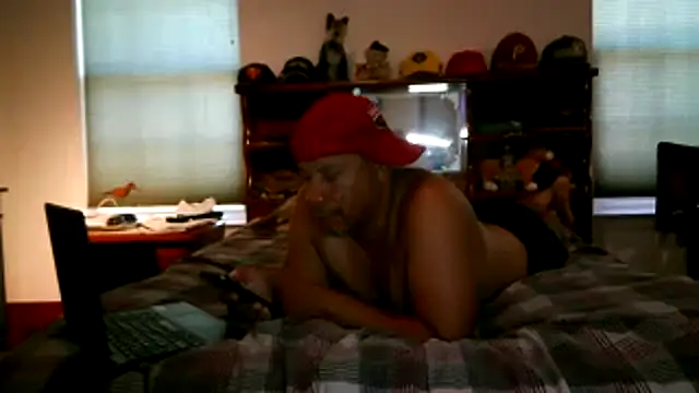 pimpdaddy4ever online show from 10-04-25, 08:07