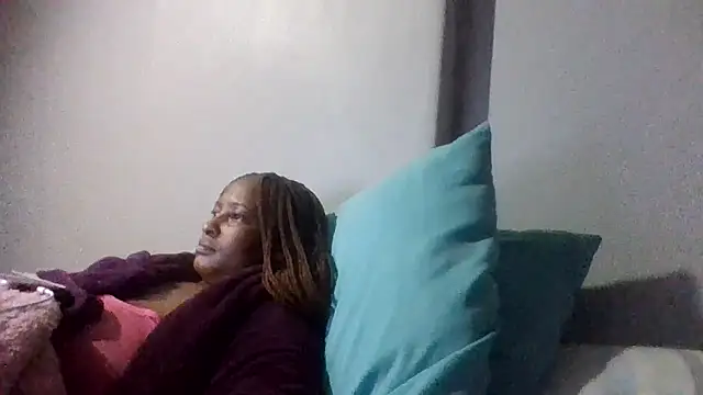 BabeAssXX online show from 04-12-26, 05:29