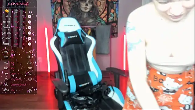 Snapshot of Project_hisoka chatting on 10-11-25, 03:43 Project hisoka online show from 10-11-25, 03:43