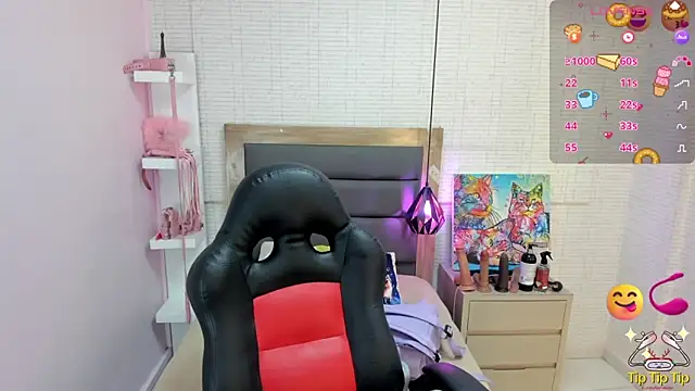 MADISON ROWAN1 online show from 12-17-25, 03:12