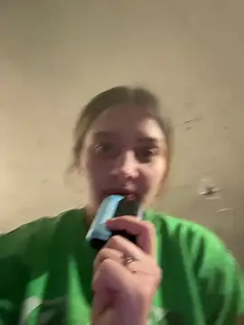 Snapshot of emilysue1 chatting on 03-02-25, 10:03 emilysue1 online show from 03-02-25, 10:03