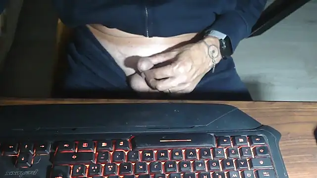 Adri gard online show from 10-17-25, 08:11