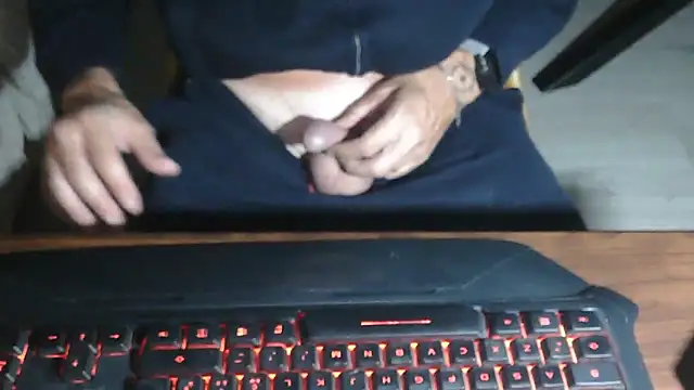 Adri gard online show from 10-18-25, 08:20