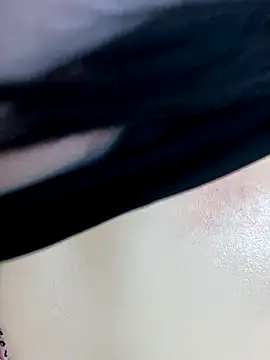 Evelyn Moon online show from 10-06-25, 12:46