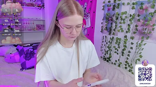 Milia Parker online show from 02-02-25, 01:55