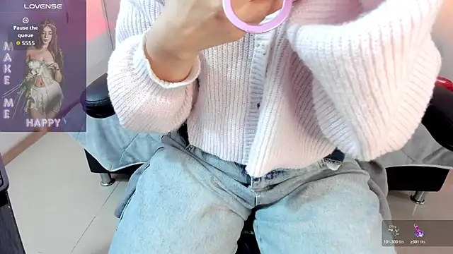 Charlotte  Benett online show from 03-31-26, 04:24