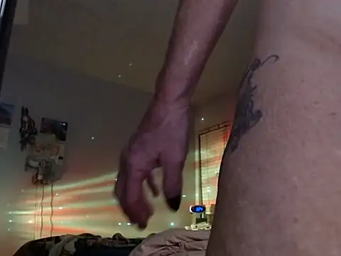 sweetnissapril online show from 12-13-24, 08:20