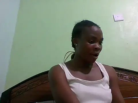 Snapshot of sexxyqueenn22 chatting on 09-10-25, 10:21 sexxyqueenn22 online show from 09-10-25, 10:21
