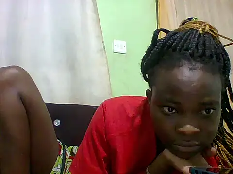 Snapshot of sexxyqueenn22 chatting on 11-27-25, 04:09 sexxyqueenn22 online show from 11-27-25, 04:09