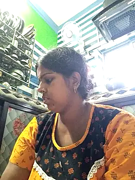 Beauty-queen online show from 03-11-25, 04:21