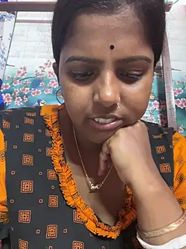 Beauty-queen online show from 03-15-25, 12:24