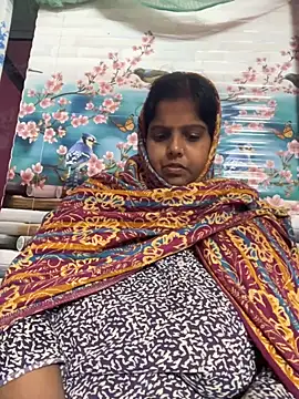 Beauty-queen online show from 11-21-25, 02:27