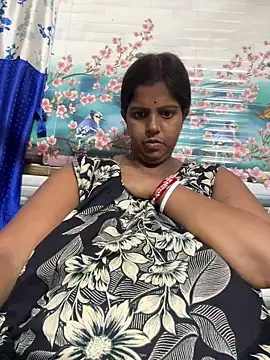 Beauty-queen online show from 04-21-26, 02:45