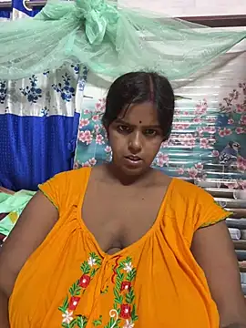 Beauty-queen online show from 07-24-26, 10:57