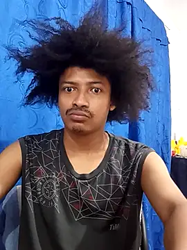 Snapshot of Leunamt chatting on 04-13-26, 04:51 Leunamt online show from 04-13-26, 04:51