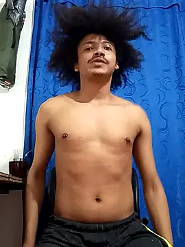 Snapshot of Leunamt chatting on 04-14-26, 04:18 Leunamt online show from 04-14-26, 04:18