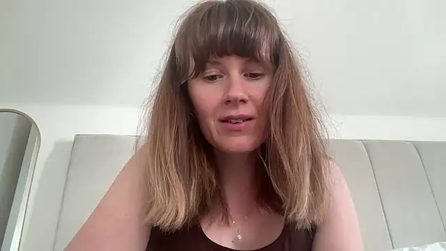 redheadrosie69 online show from 05-13-26, 09:17
