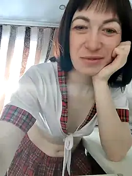 NikaXBerry online show from 12-28-24, 08:16