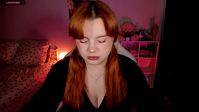  Lisa x online show from 11-06-25, 05:41