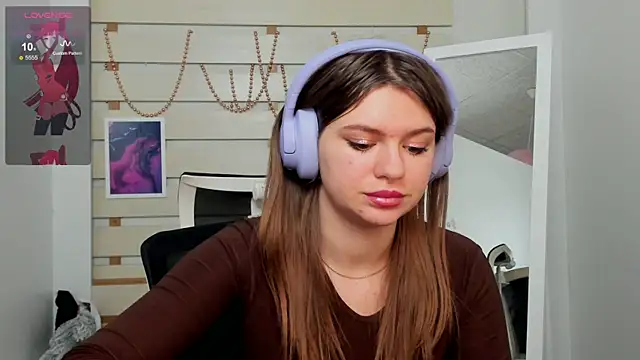 Josephine Kiss online show from 01-18-25, 11:32