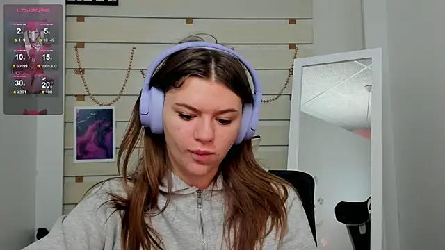 Josephine Kiss online show from 01-19-25, 07:57