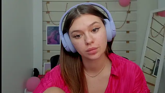 Josephine Kiss online show from 02-26-25, 04:56