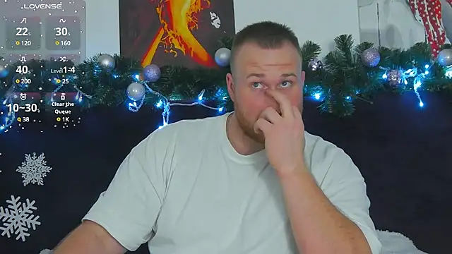 Snapshot of RoddyStill chatting on 12-23-24, 01:56 RoddyStill online show from 12-23-24, 01:56