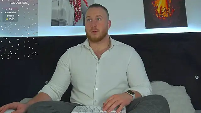 Snapshot of RoddyStill chatting on 01-06-25, 08:14 RoddyStill online show from 01-06-25, 08:14